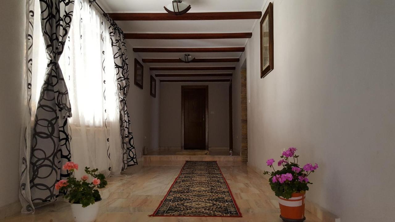 Villa Mehadica House Exterior foto